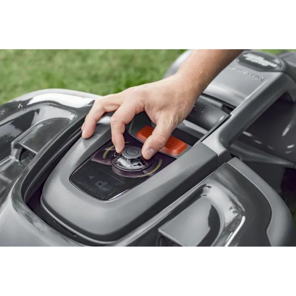 Газонокосарка-Робот Husqvarna AM 410XE NERA з системою EPOS™ (до 1000 м²) 9706544‑55