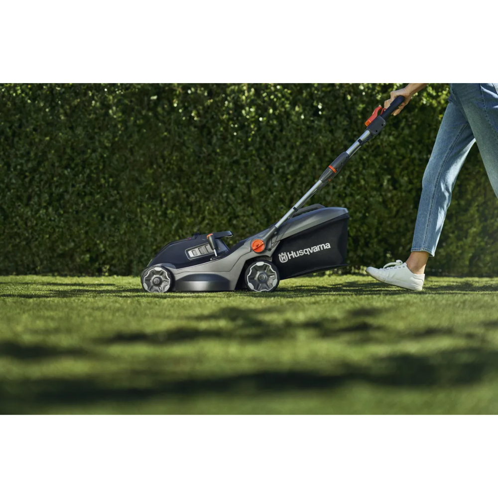 Газонокосарка Акумуляторна Husqvarna Aspire LC34-P4A (без АКБ та ЗП) 9706483‑01