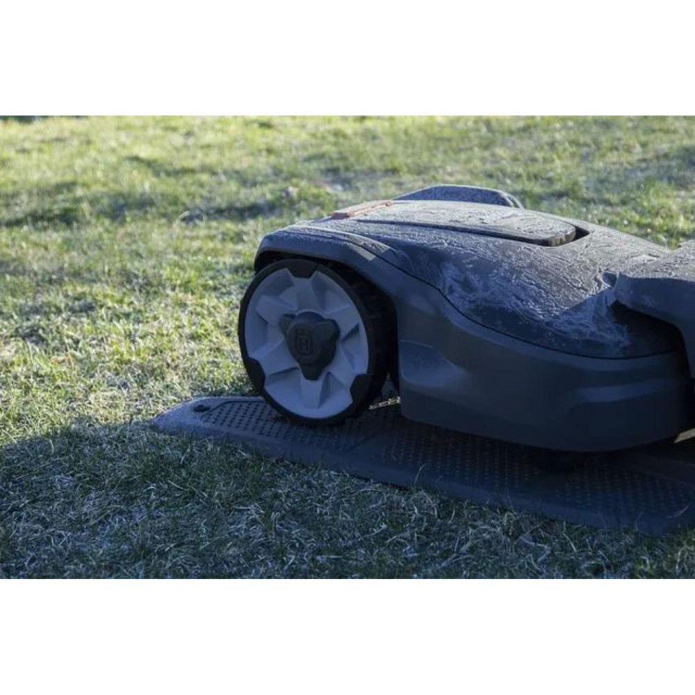 Газонокосарка-Робот Husqvarna AM 310E NERA з системою EPOS™  (до 1000 м²) 9706541‑55