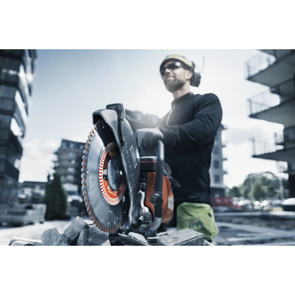 Бензоріз Husqvarna K 770 (14"/350мм) 9676821-01