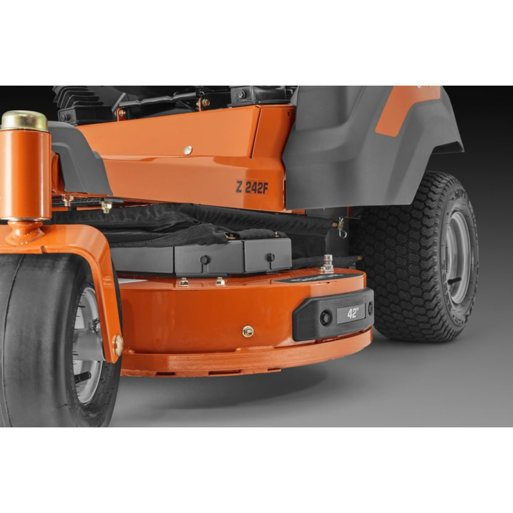 Бензинова Косарка з нульовим розворотом Husqvarna Z 242F 9676657-04